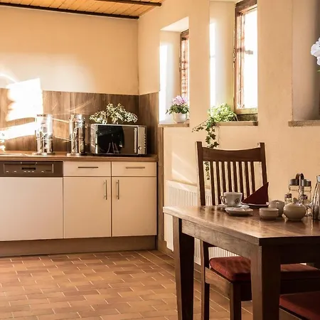 Zum Historischen Kalkwerk Guest house
