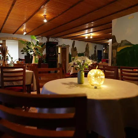 Zum Historischen Kalkwerk 3* Bahretal