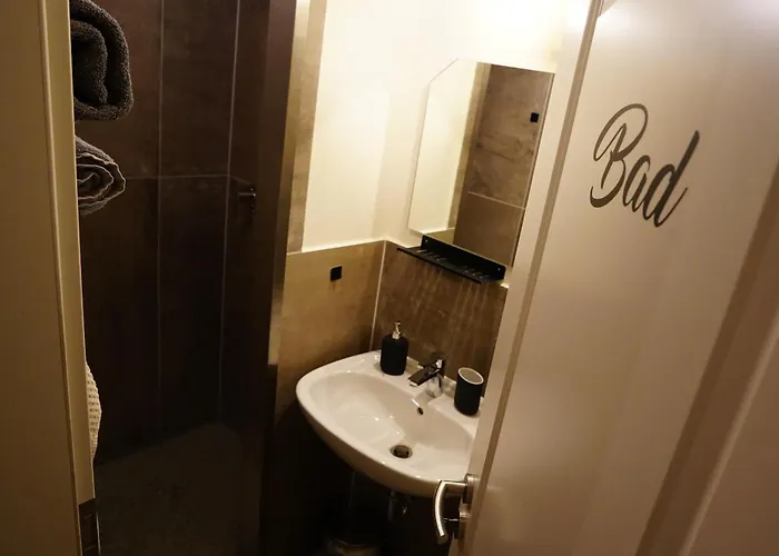 Zum Historischen Kalkwerk Vendégház 3*